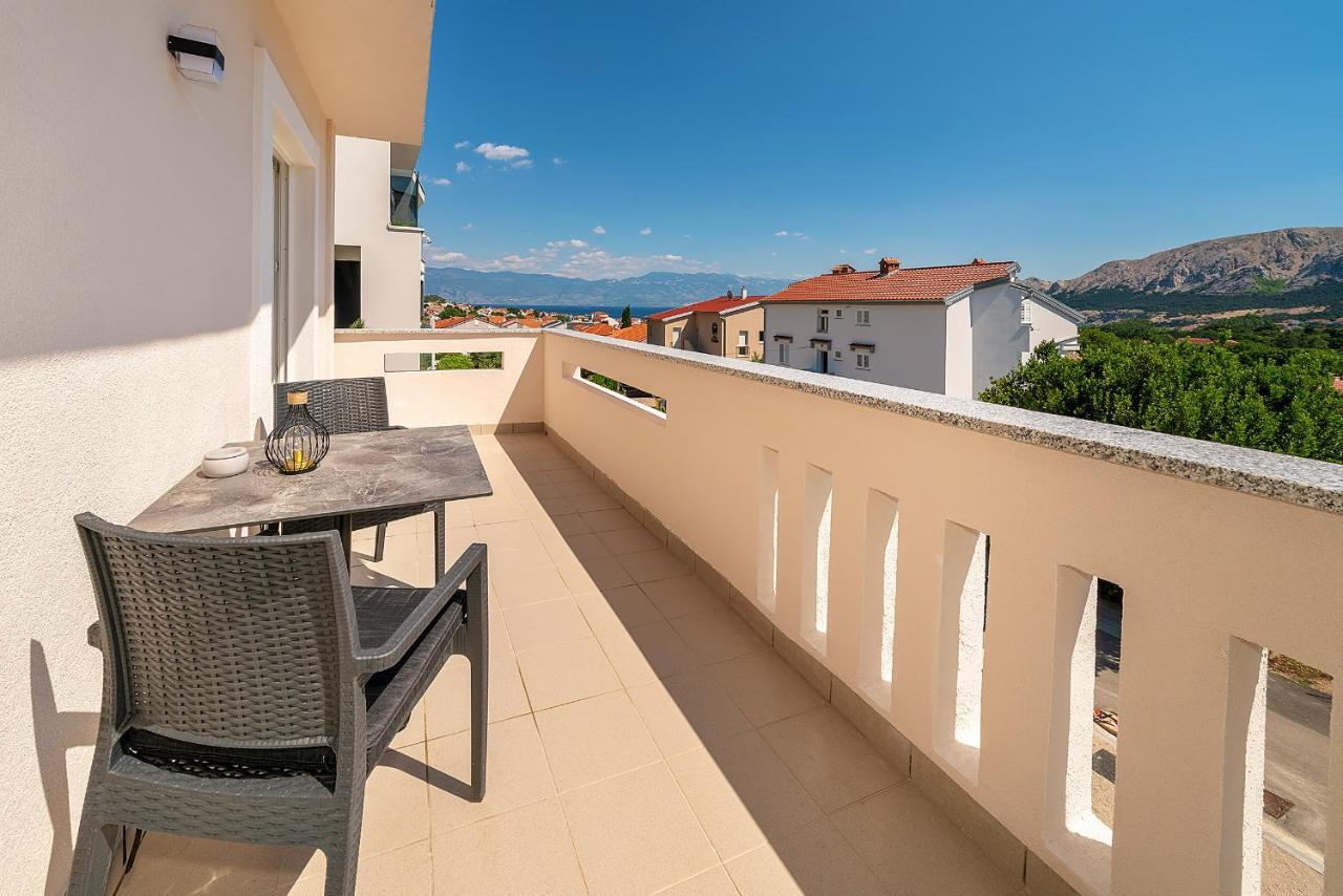 Apartments Gerta With Terrace บัชกา ภายนอก รูปภาพ