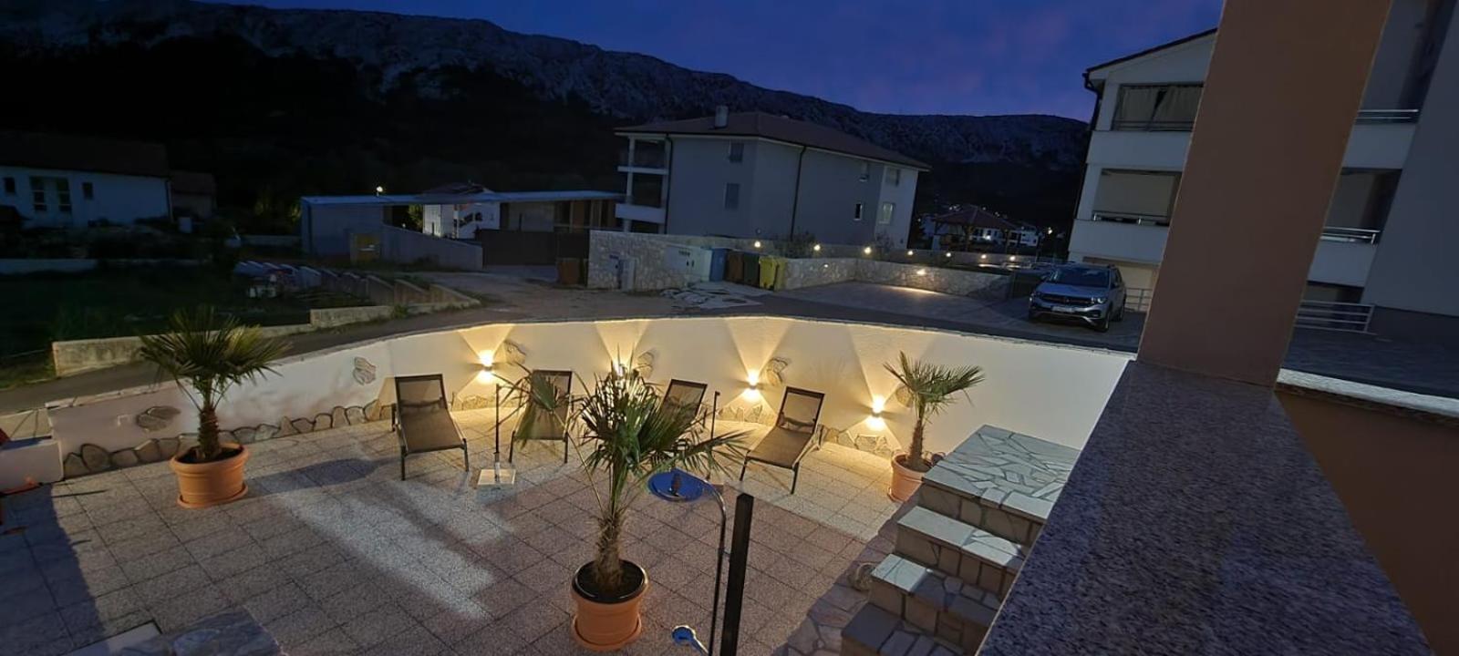 Apartments Gerta With Terrace บัชกา ภายนอก รูปภาพ